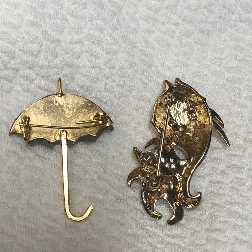 Gold pins - Picture 4 of 4